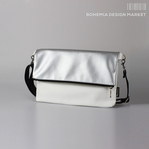 Fold Bag Silver & White